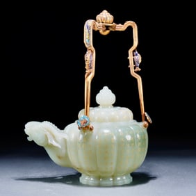 A Hetian jade sheep's head pot from the Qing Dynasty