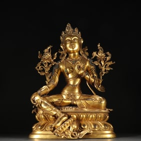A bronze gilt green mother statue of the Qing Dynasty