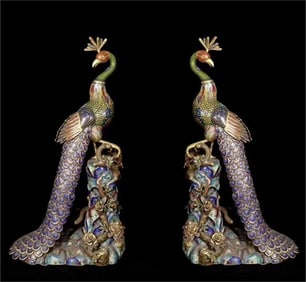 A pair of copper cloisonné enamel large phoenixes made in the Qianlong era of the Qing Dynasty