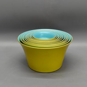 A lemon yellow set cup from the Qing Dynasty
