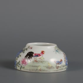 A pastel family happy wash made in the Yongzheng era of the Qing Dynasty