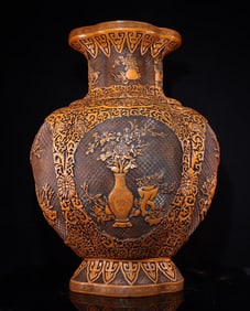 A beautiful yellowed lacquerware begonia bottle
