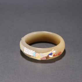 A Qing Dynasty Hetian jade-inlaid hundred treasure phoenix pattern bracelet