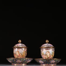A pair of Qing Dynasty copper tire painting enamel flower pattern tea cups