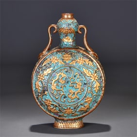A bronze glaze carved Kuilong pattern gilt ruyi statue made in the Qianlong period of the Qing