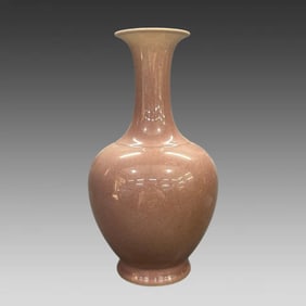 A purple glazed vase made in the Chenghua year of the Ming Dynasty