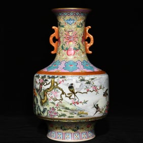 A Qianlong era of the Qing Dynasty Gu Yuexuan Heavy Industry pastel flower and bird pattern amphora
