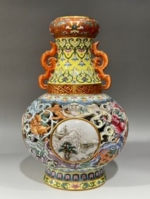 A blue and white pattern vase in both ears of a landscape windowed lion carved hollow alum red with