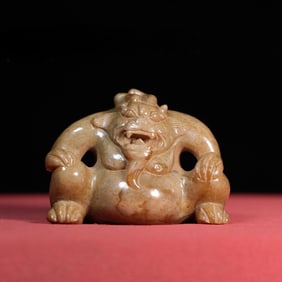A beautiful Manqin bear handle