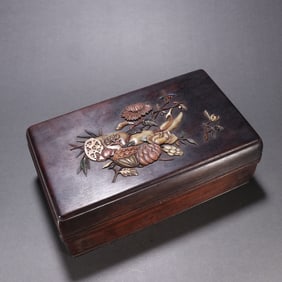 A beautiful rosewood inlaid peacock fruit pattern lid box