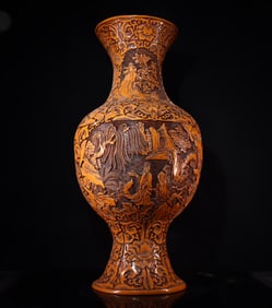 A beautiful yellowed lacquerware large Guanyin vase