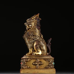 A copper-gilt unicorn button seal of the Qing Dynasty