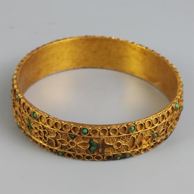 A fine silver-gilt bead bracelet