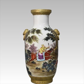 A lion's ear vase carved with enamel Yongzheng hunting picture