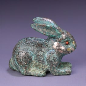 A wrong gold and silver rabbit ornament from the Han Dynasty