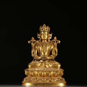 A bronze gilt statue of Guanyin in the Qing Dynasty