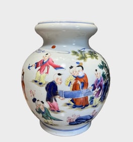 A colorful baby play picture jar from the Qing Dynasty