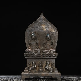 A statue of the Northern Wei Dynasty Buddha in bronze rubbing