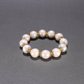 A pearl bracelet from the Qing Dynasty