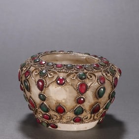 A beautiful crystal cloisonné inlaid gemstone water purification jug