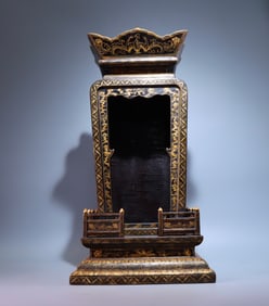 A Qing Dynasty wooden lacquer-painted Buddha shrine made in the Qianlong era