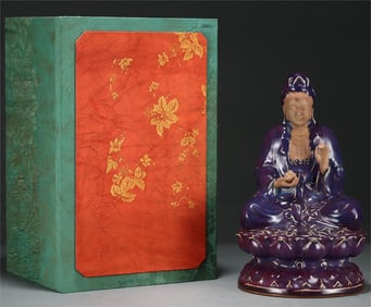 A Guanyin of the Jun kiln in the Song Dynasty