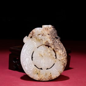 A beautiful Hetian jade micro-jade jade