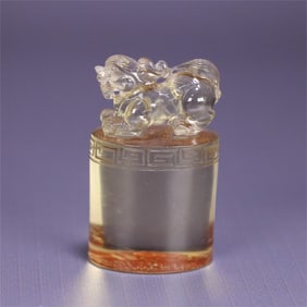 A fine citrine lion button seal