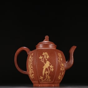 A purple sand carved flower and bird pattern teapot of Shenxi style