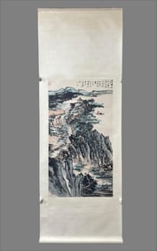 A picture of Lu Yanshao's solo fishing