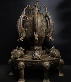 A bronze seismograph from the Han Dynasty