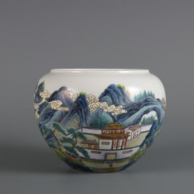 A pastel landscape made in the Yongzheng era of the Qing Dynasty is washed with poems