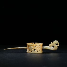A Hetian jade seed material headband hairpin