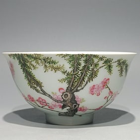 A Qianlong enamel spring swallow picture poetry bowl