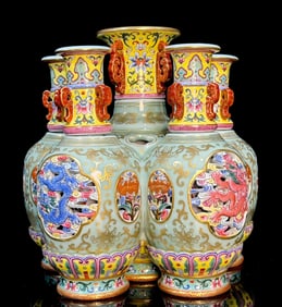 A piece made in the Qianlong period of the Qing Dynasty, bean blue glaze with gold-coated entwined