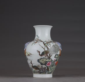 A piece of Qing Qianlong enamel peacock open screen picture poetry and literature