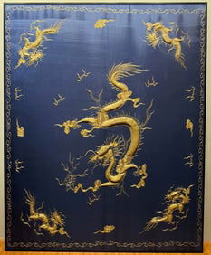 A Republic of China plate gold embroidery "Auspicious Dragon Offering Longevity"