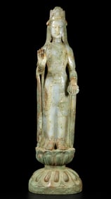 A Han Dynasty Hetian jade Buddha statue