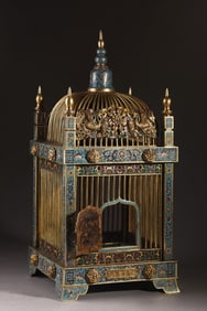 A copper-tired cloisonné cloisonné enamel birdcage from the Qing Dynasty