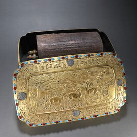 A sterling silver scripture scroll with a box from the Qing Dynasty
