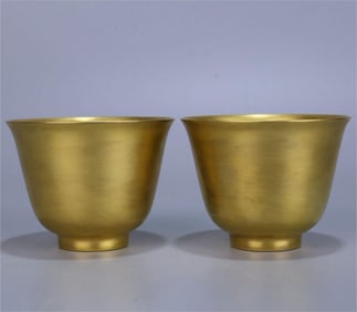 A golden cup of the Yongzheng era of the Qing Dynasty