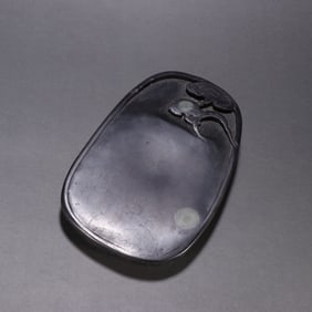 A Qing Dynasty Duanshi Ganoderma lucidum inkstone
