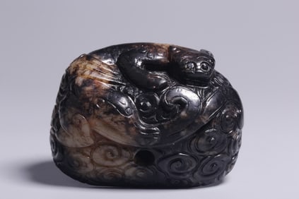 A war Han Hetian jade belt with a dragon seal