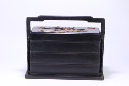 A rosewood treasure inlaid bird food box