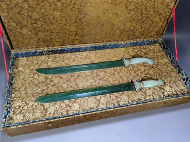 A set of Hetian white jade-handled jasper body swords of the Qing Dynasty