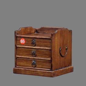 A beautiful Huanghuali jewelry box