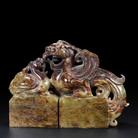 A beautiful Hetian jade Suzaku Xuanwu seal