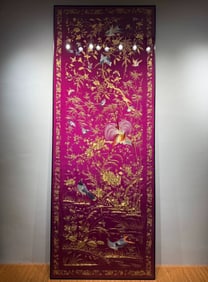 A late Qing Dynasty flower and bird plate gold embroidery