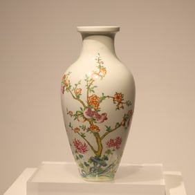 A piece of Qing Qianlong, pastel rich and fruitful radish zun