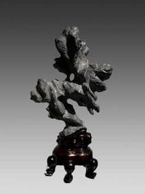 A study ornament of Lingbi stone